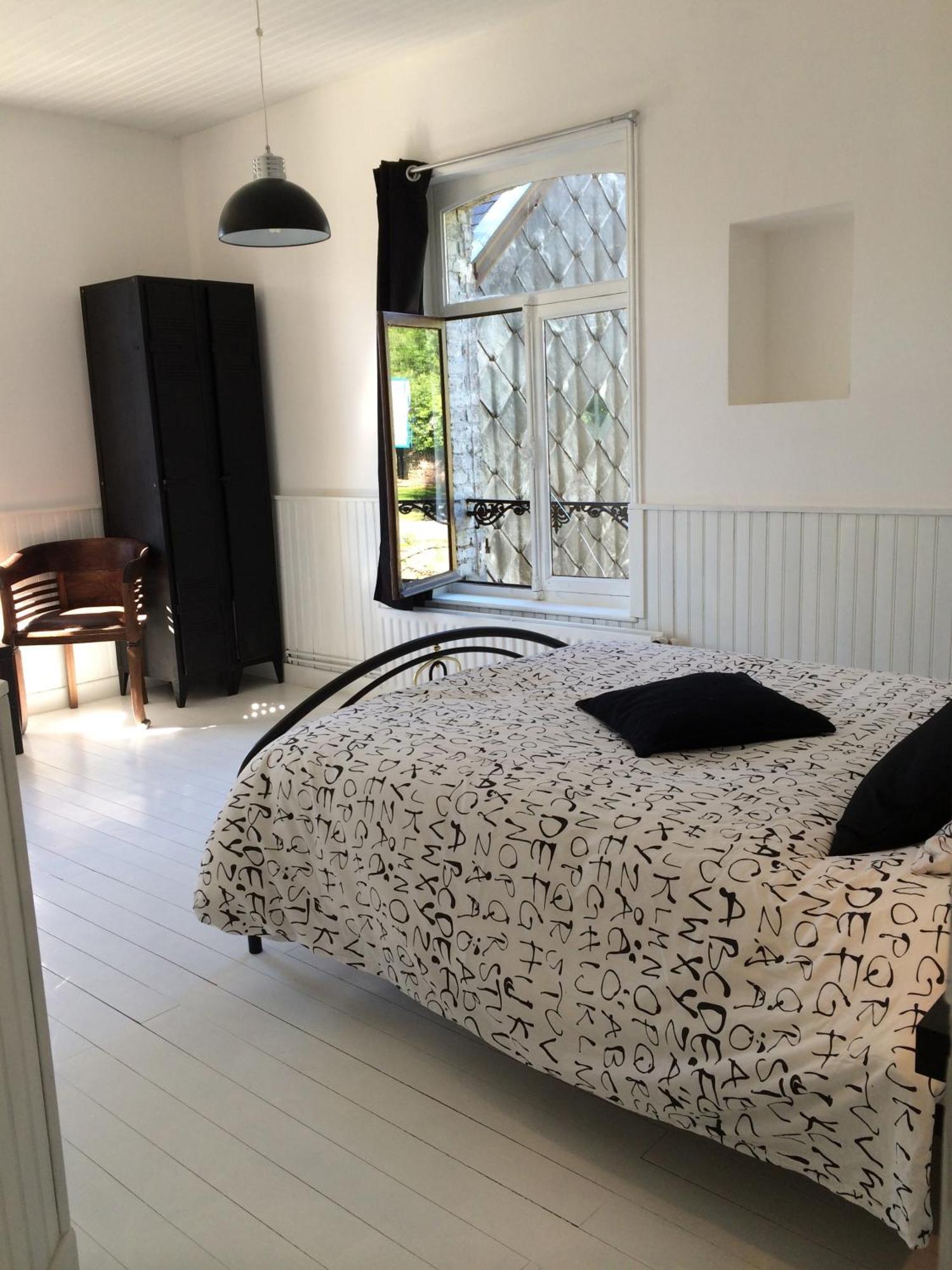 Le Gite Pien Apartman Wignehies Szoba fotó